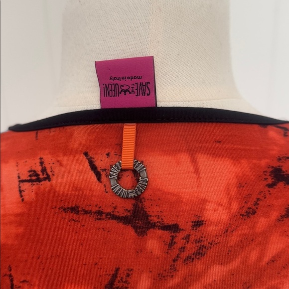 Save The Queen Red and Black Artistic Dress Bubble Hem size M - Picture 3 of 4